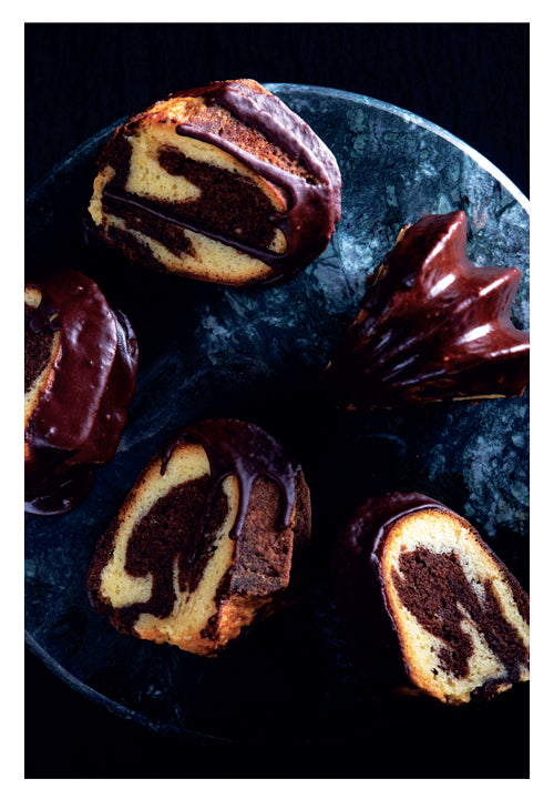 Micro Peas (Paperback) - The Mini Cookbook Series: Bundt Cakes